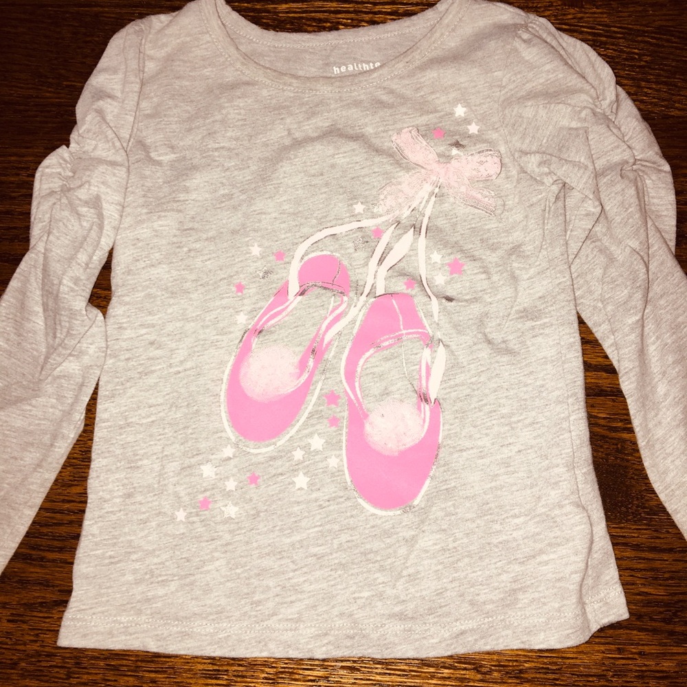 Girls long sleeve graphic tee shirt
